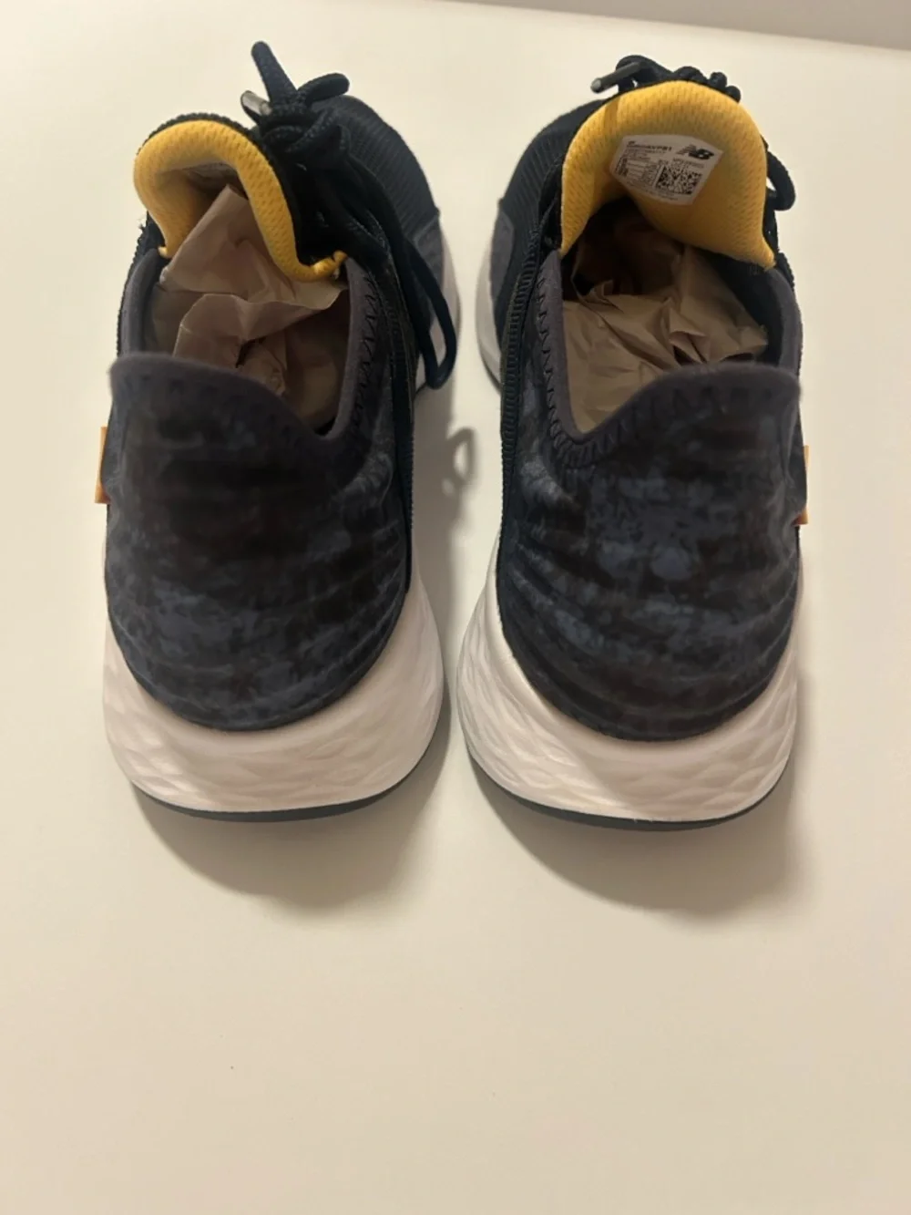 New Balance Fresh Foam Roav V1 Women's Running Shoes - Navy / Navy Camo Size 8